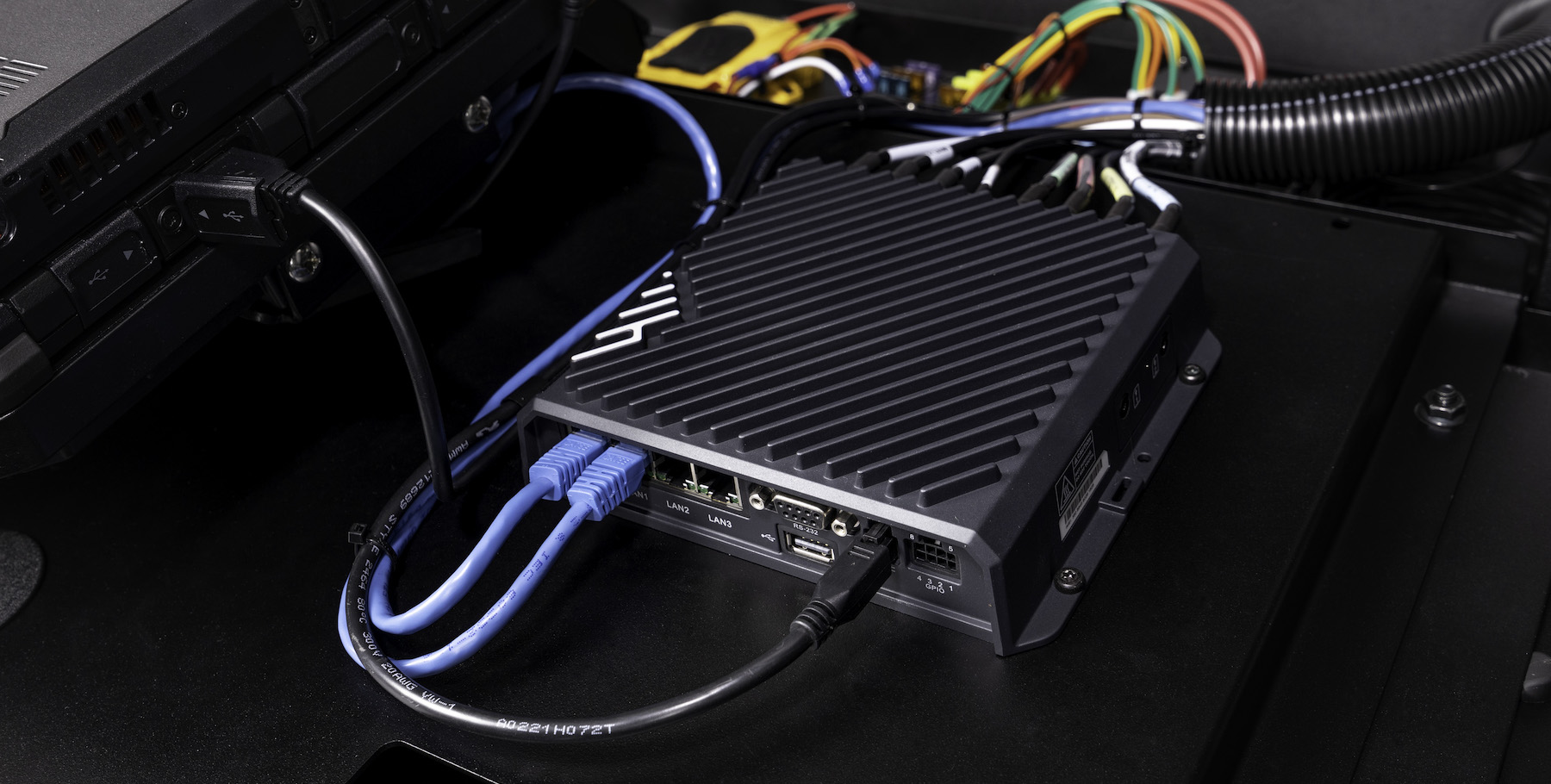 Anticipating Frontline, FirstNet, and 5G in vehicles? Verizon and AT&T are showing what’s possible